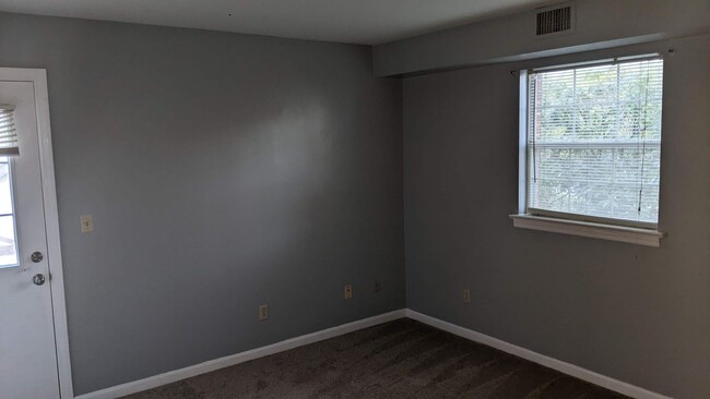Photo - Quiet 1 Bedroom Convenient to Hershey Med ... Unit Apt E