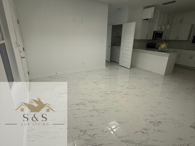 Photo - 11306 N 24th St Unit 2