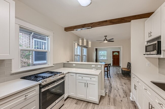 Photo - Great 1 Bed 1 Bath Duplex in the Heart of ...