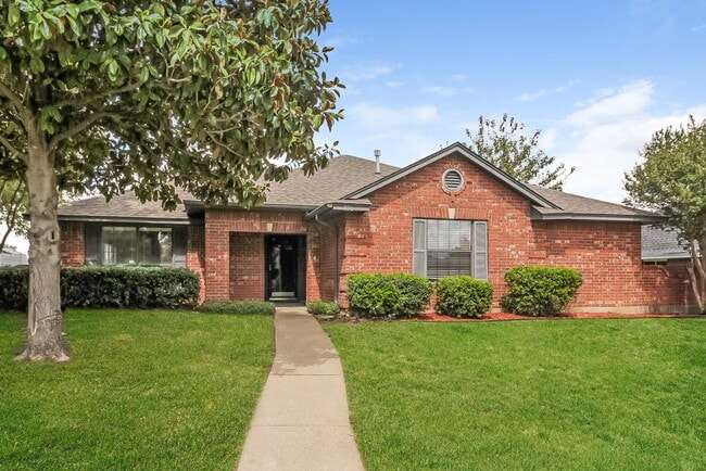 Building Photo - 936 Manor Dr Rental