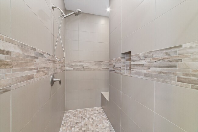 Photo - 11506 Royal Tower Pl