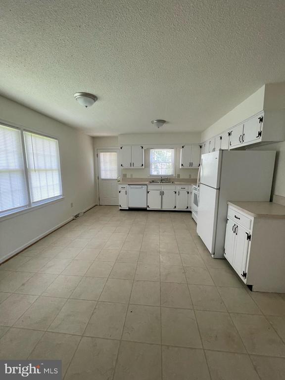 Photo - 5516 Bounds St