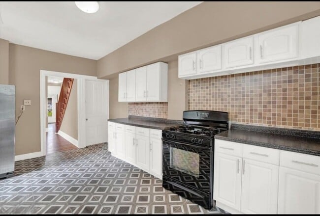 Photo - 213 Kurtz Ave
