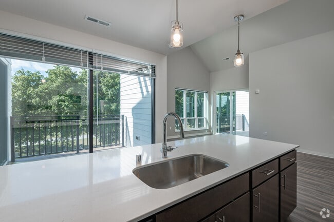 2 BR, 2 BA - 1285 SF - Gallatin Apartments