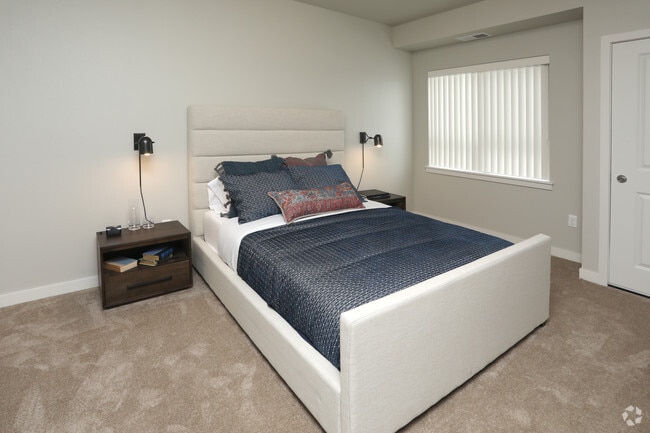 1BR, 1BA, Guest Suite - 626 SF