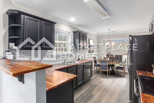 Photo - 2115 Willow Glenn Dr