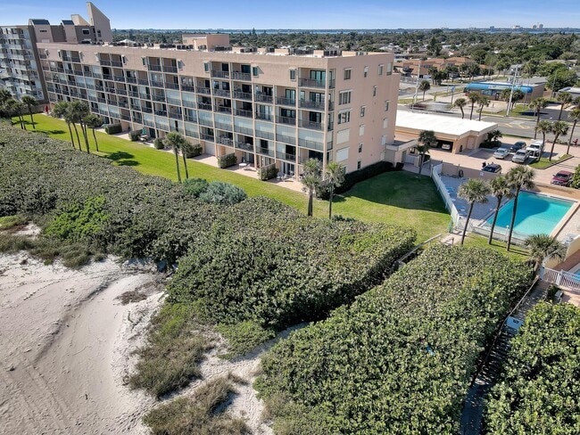 Photo - 995 N Hwy A1A Unit 203