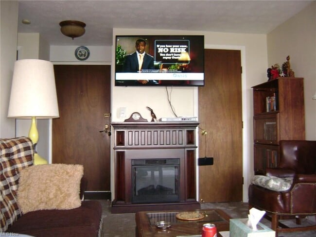 Photo - 10301 Lake Ave Unidad 805