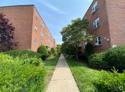 Building Photo - 53 Colborne Rd Unit B1 Rental