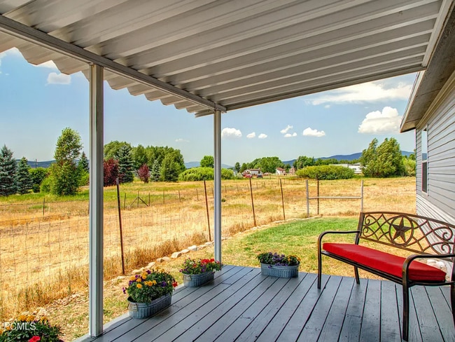 Photo - 380 W 2100 N