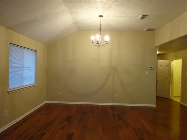 Photo - 7111 Brown Bark