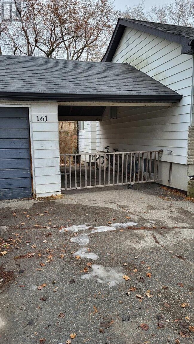 Photo - 161 Henderson Ave