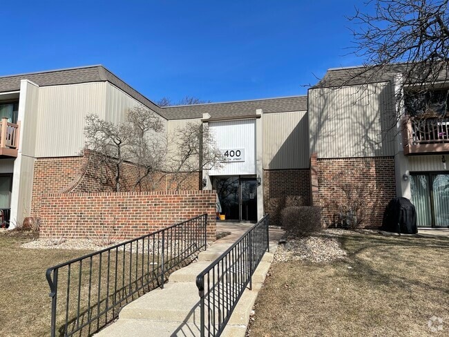 Building Photo - 400 74th St Rental