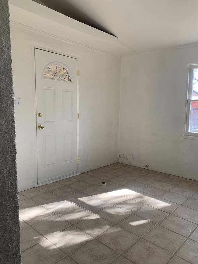 Photo - 3025 N Richey Blvd