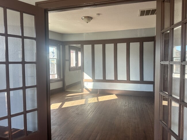 Photo - 4114 W Euclid St