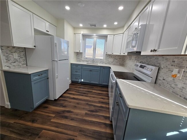 Photo - 96 Edgeworth Ave