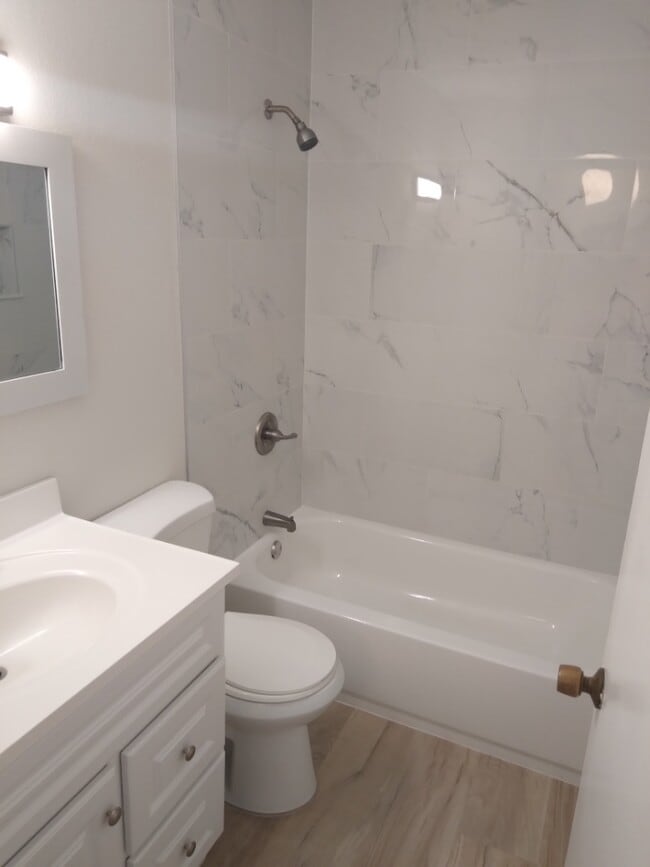 Photo - 5933 Windhover Dr