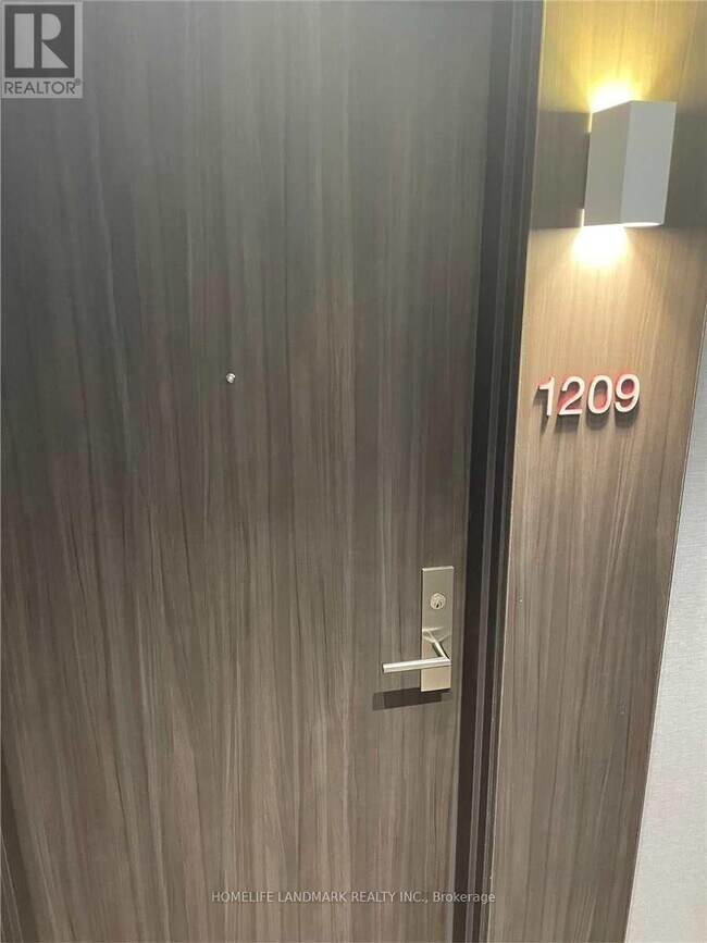 Photo - 185 Roehampton Ave Unit 1209