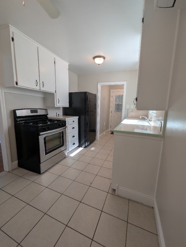 Photo - 1825 Washington Ave