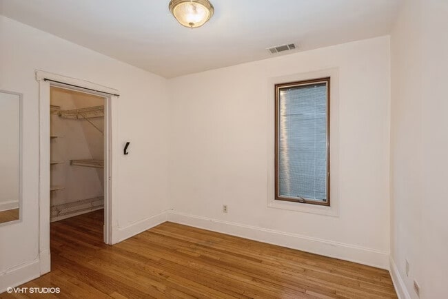 Photo - 5639 N Karlov Ave Unit 2FL