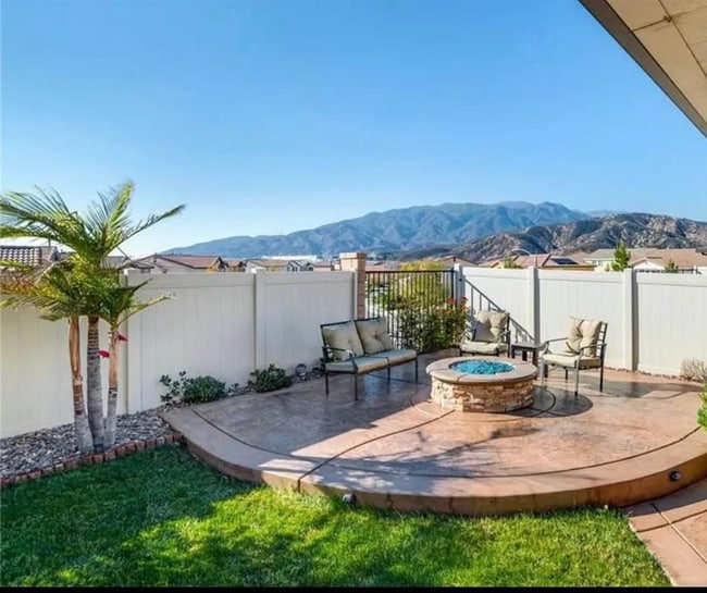 Photo - 3474 Ribwort Rd