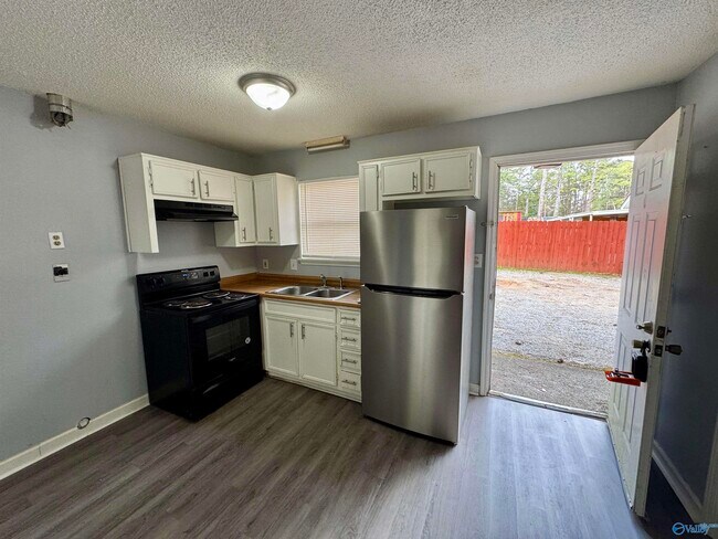 3702 Penny St SW Unit B