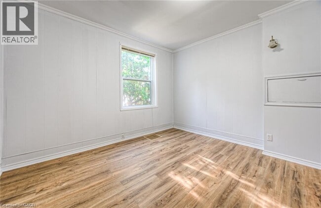 Photo - 93 Water St S Unité Upper