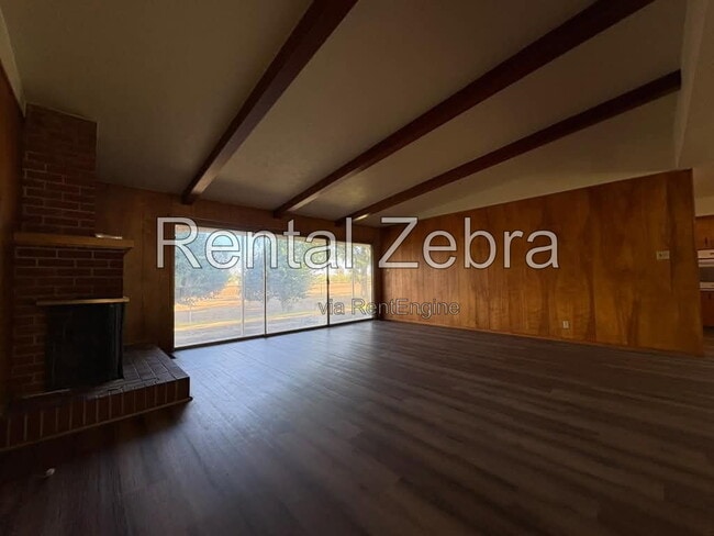 2119 California 140