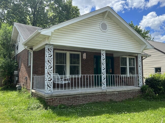 Photo - 2217 Paige St