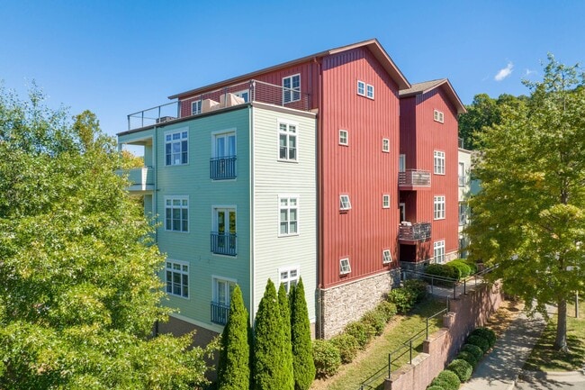Skyloft Apartments