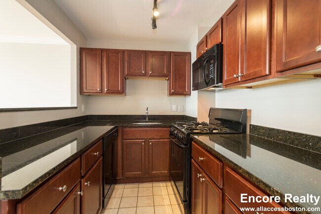 Photo - 1410 Columbia Rd Unidad 712E