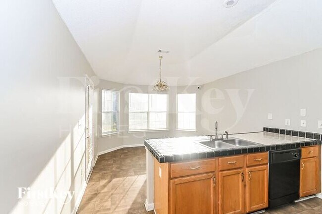 Photo - 7678 Breeze Wood Cove