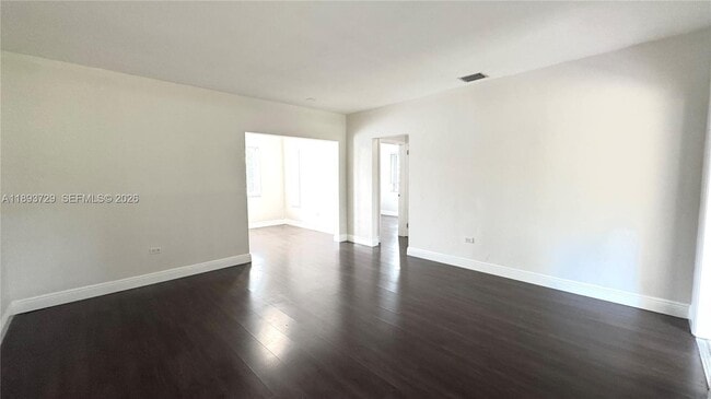 Photo - 11105 NE 9th Ave