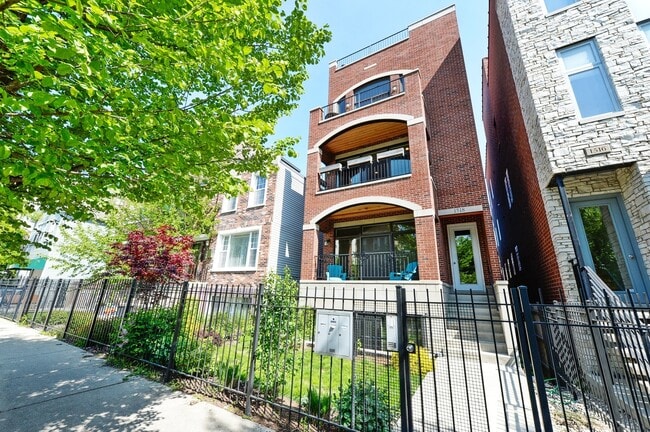 Building Photo - 1518 W Chestnut St Unit 2