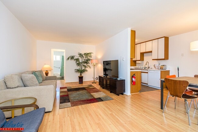Lovely M.V. Condo | Furnished Option - Lovely M.V. Condo | Furnished Option Unit 34