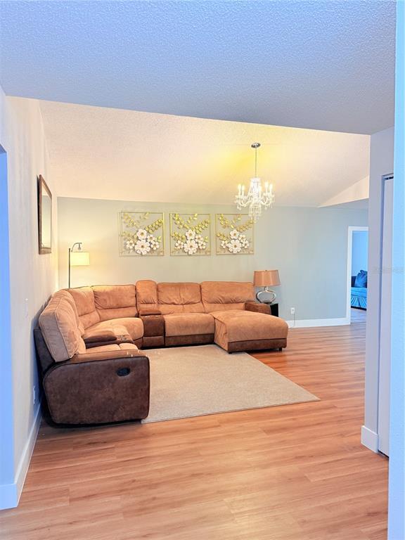 Photo - 2130 Redleaf Dr