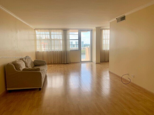 Photo - 250 174th St Unit 1801