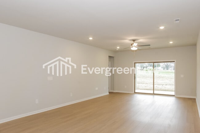 Photo - 16670 Maggie Ct