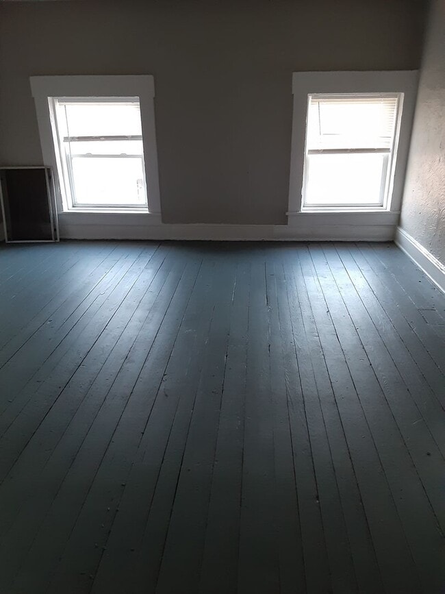 Photo - 2130 Portland Ave Unit 2130-3