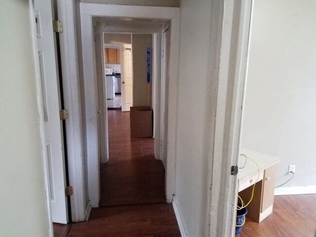 Photo - swing1811 Unit 1813