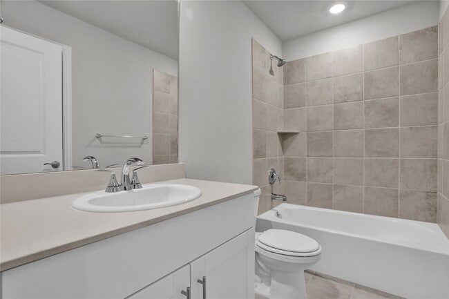 Photo - 115 Whitlow Dr