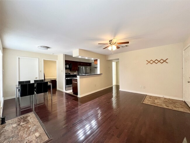Photo - 2626 Holly Hall St Unit 306