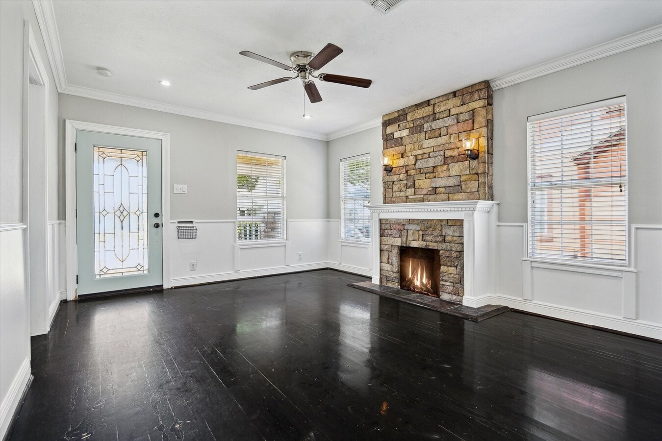 Photo - 2912 Cetti St