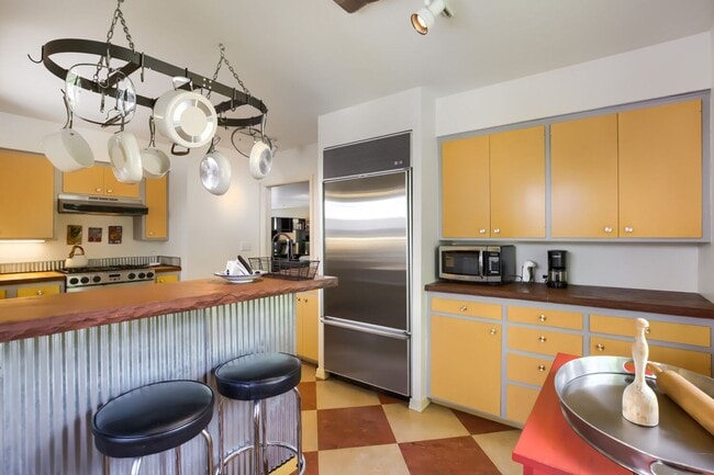 Photo - Charming Downtown Oasis | Steps to Pearl Street