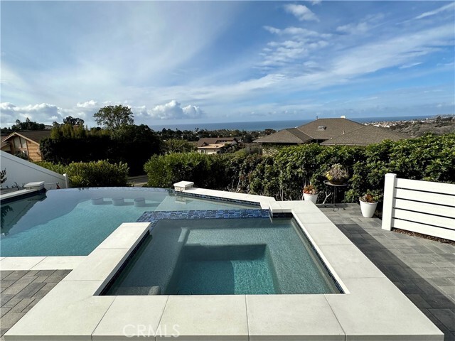 946 Avenida Presidio