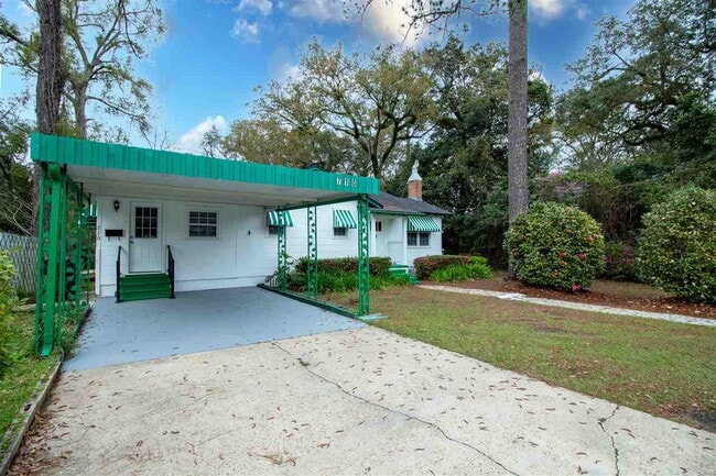 Photo - 710 Glenview Dr