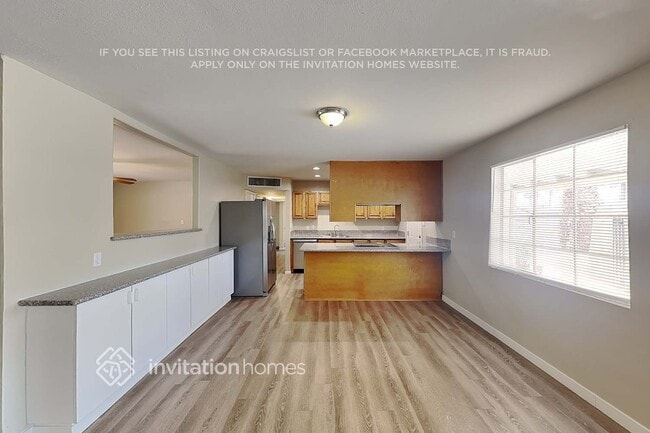 Photo - 111 E McKinley St