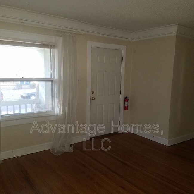 Photo - 1128 W 41st Terrace Unit #1