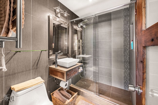 Photo - 6301 N Sheridan Rd Unidad 15O