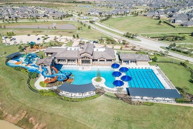 Building Photo - 29514 Patricias Wy